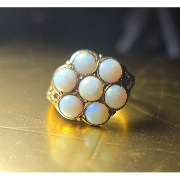 10kt Gold Opal Flower Ring - Picture 1 of 7